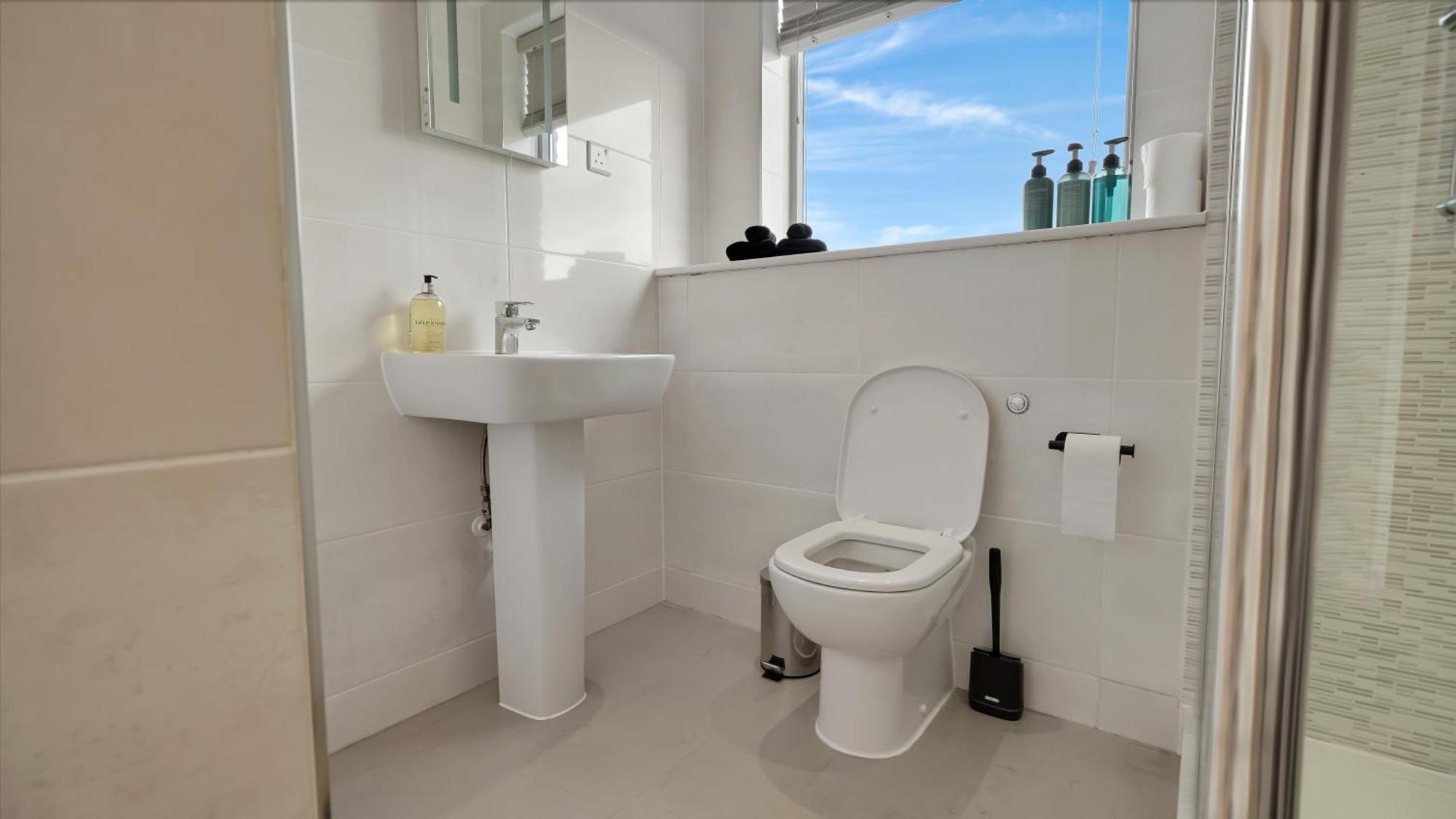 Modern And Spacious Penthouse Apartment In Putney With Free Parking London Eksteriør bilde