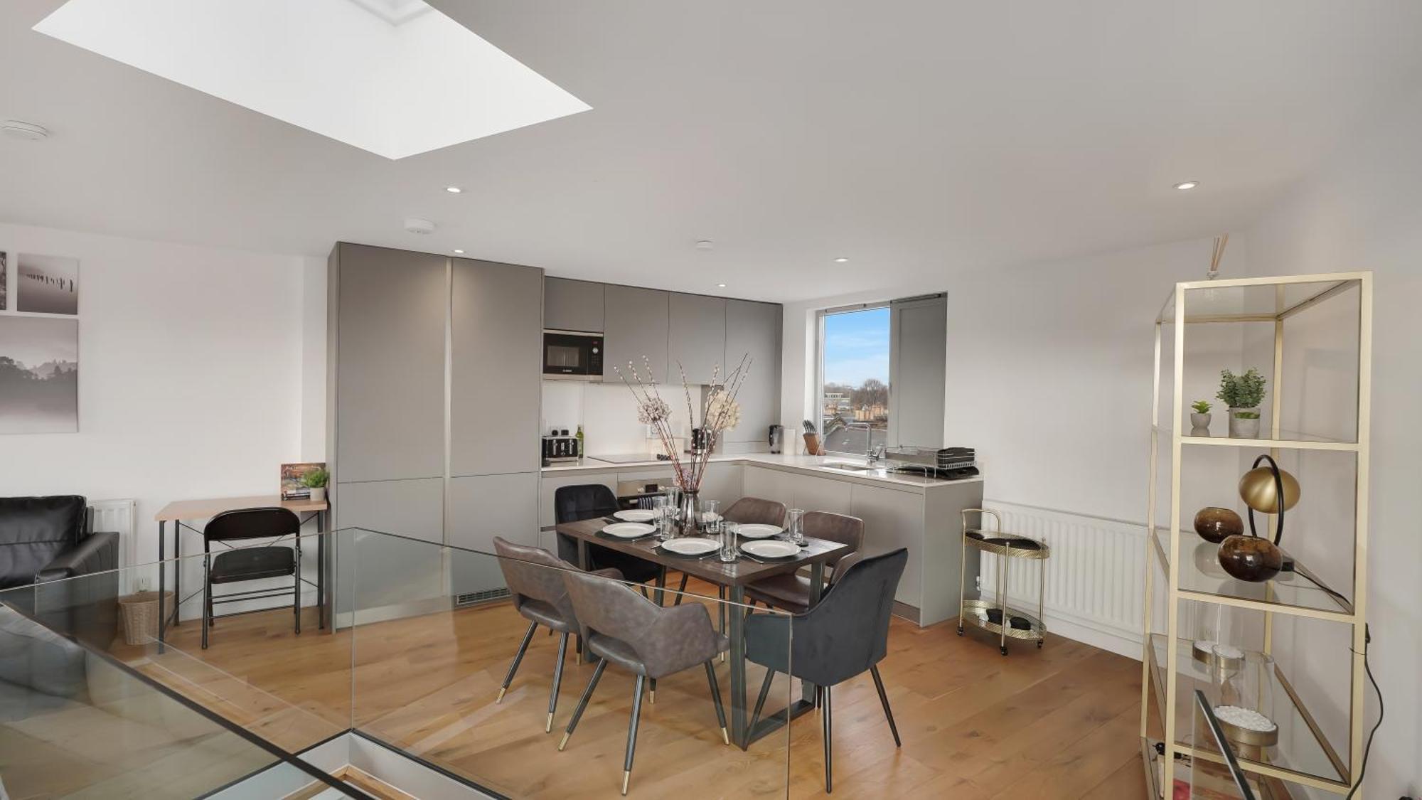 Modern And Spacious Penthouse Apartment In Putney With Free Parking London Eksteriør bilde